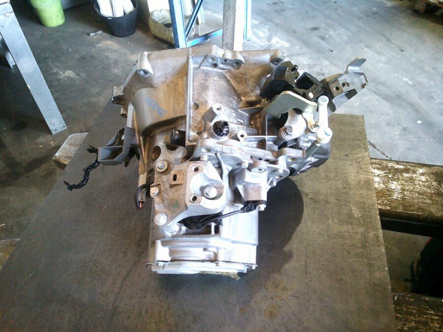 Cambio Manuale Usato Peugeot 2008 2022 20V253 Marce 6 - immagine 4