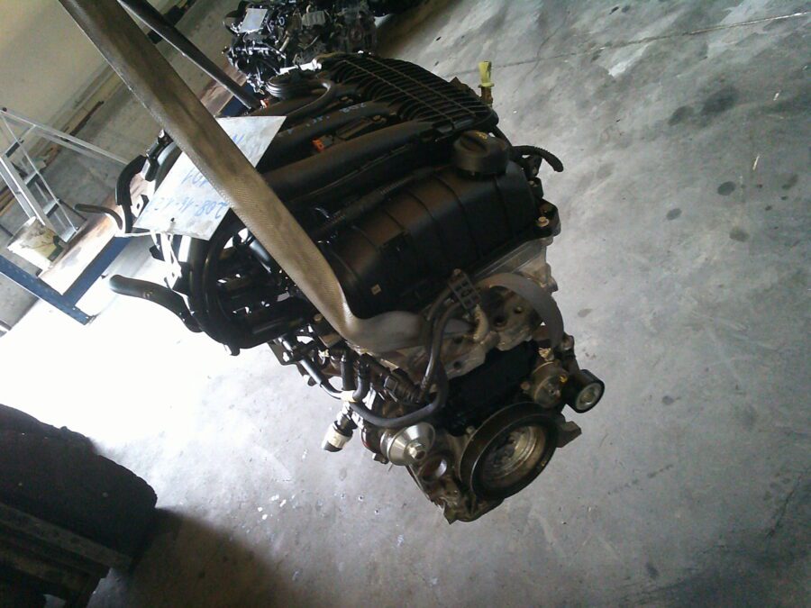 MOTORE COMPLETO USATO PEUGEOT 208 HM01 1.2 B 2016 - immagine 5