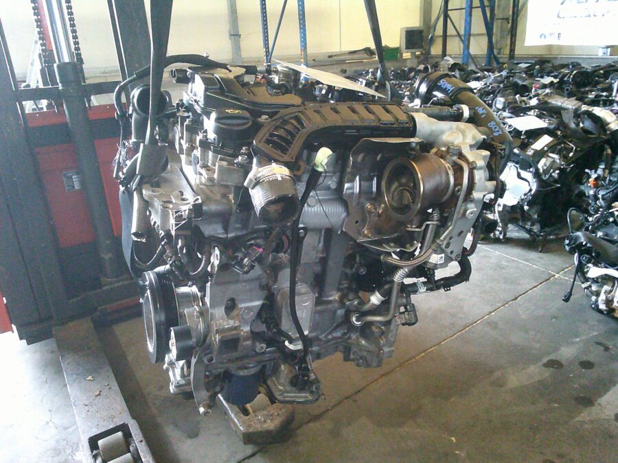 MOTORE COMPLETO USATO PEUGEOT 208 HN05 2019 1.2 TB - immagine 5