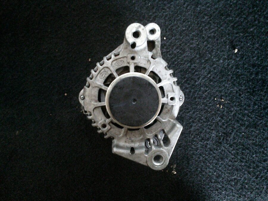Alternatore Usato Hyundai Kona 2020 37300-04950 1.0B - immagine 3