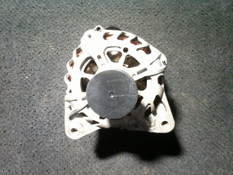 Alternatore Usato Renault Captur 2021 231009092R VALEO - immagine 2