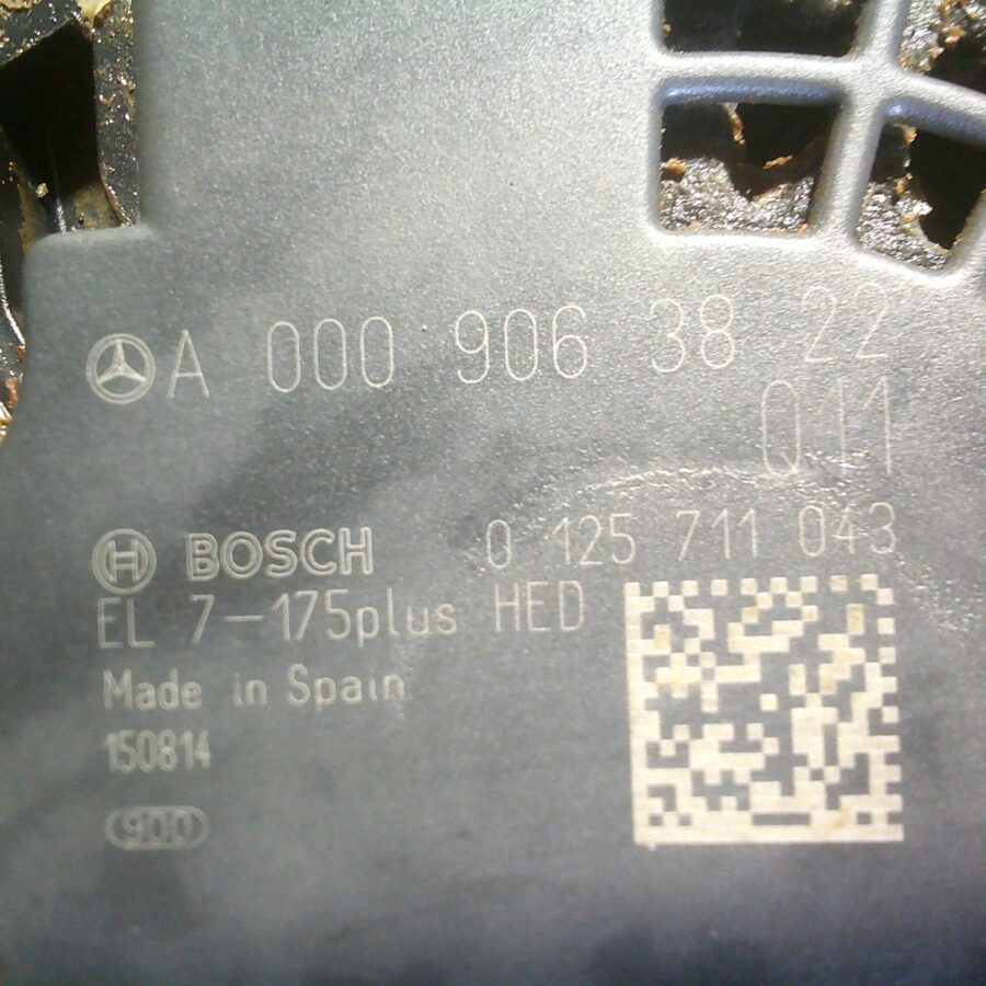 Alternatore Usato MERCEDES CLASSE B 2017 0125711043