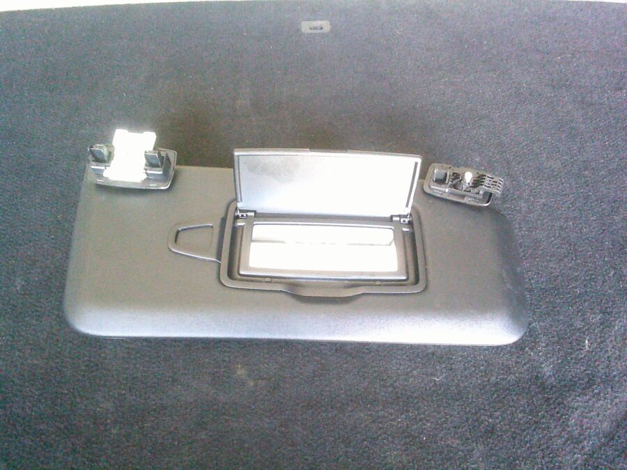 PARASOLE DESTRO USATO MERCEDES CLASSE B180 2018 - immagine 4