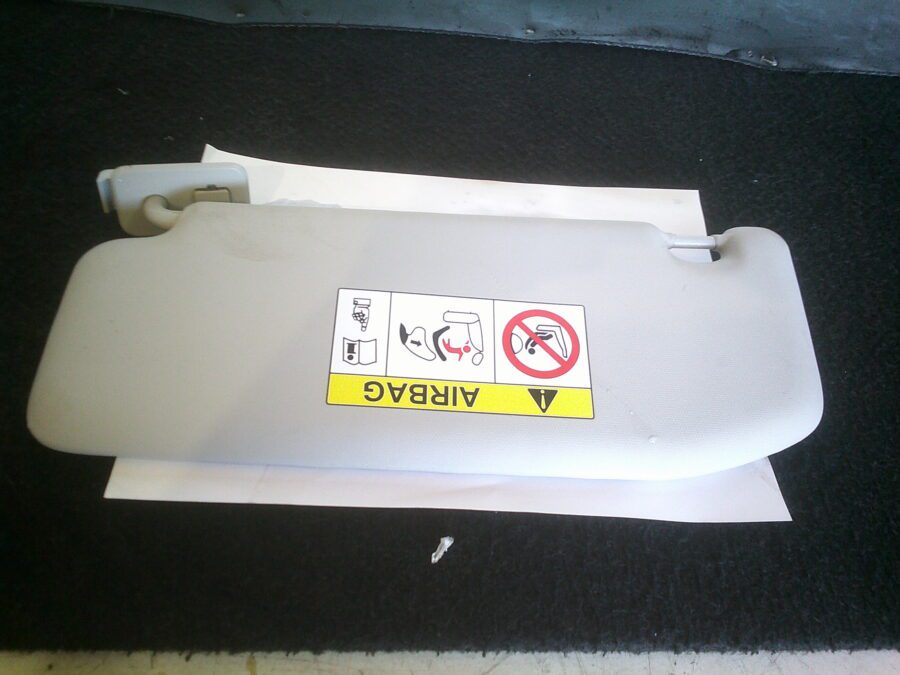 PARASOLE SINISTRO USATO CITROEN C3 2019 - immagine 3